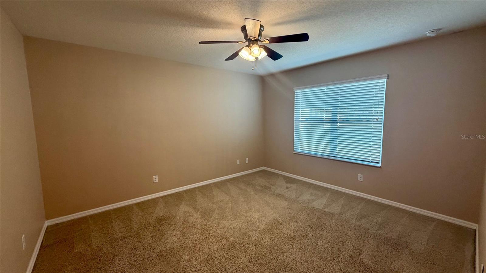 Image 13 of 31 For 3342 Landing View