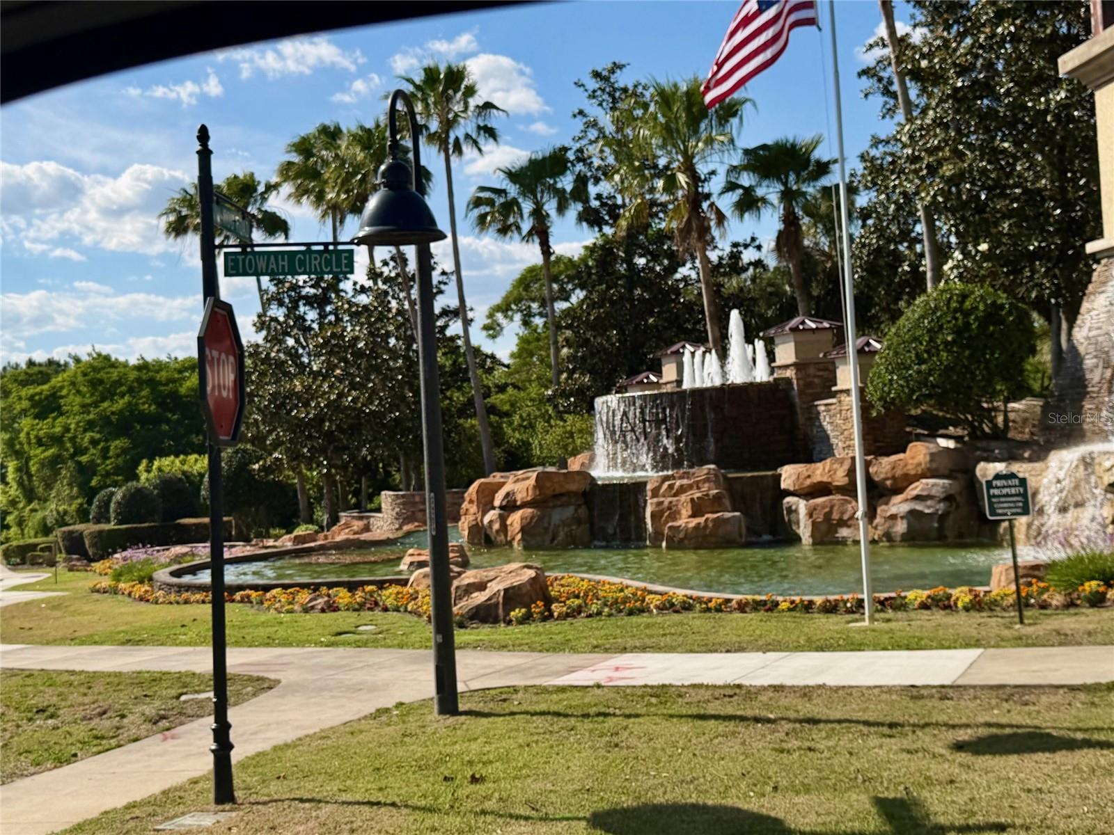 Image 2 of 31 For 3342 Landing View