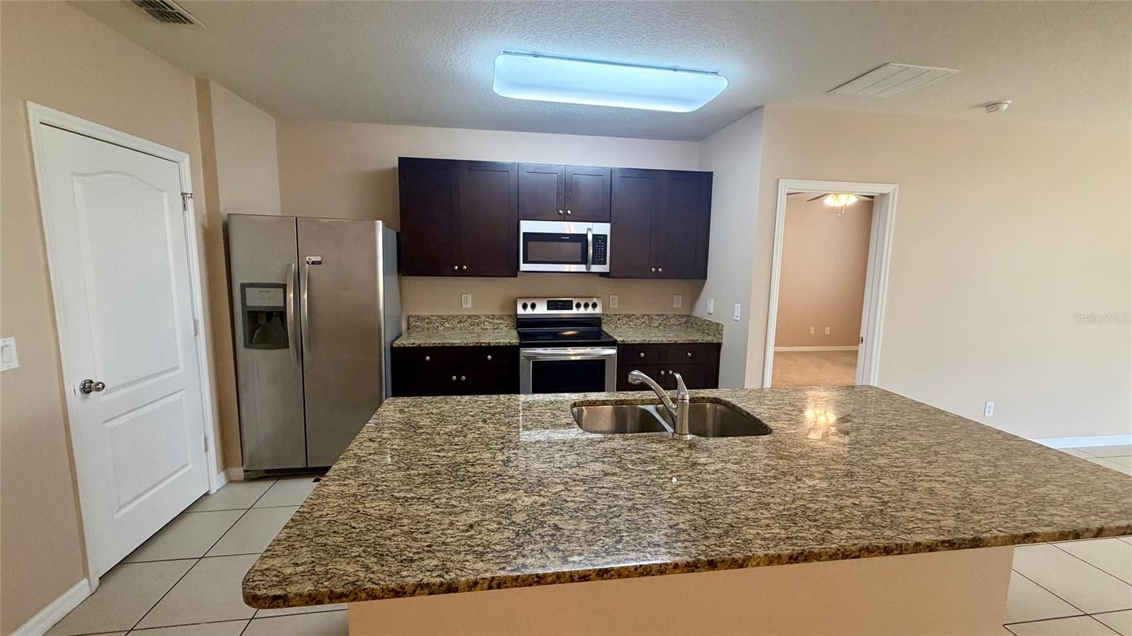 Image 9 of 31 For 3342 Landing View