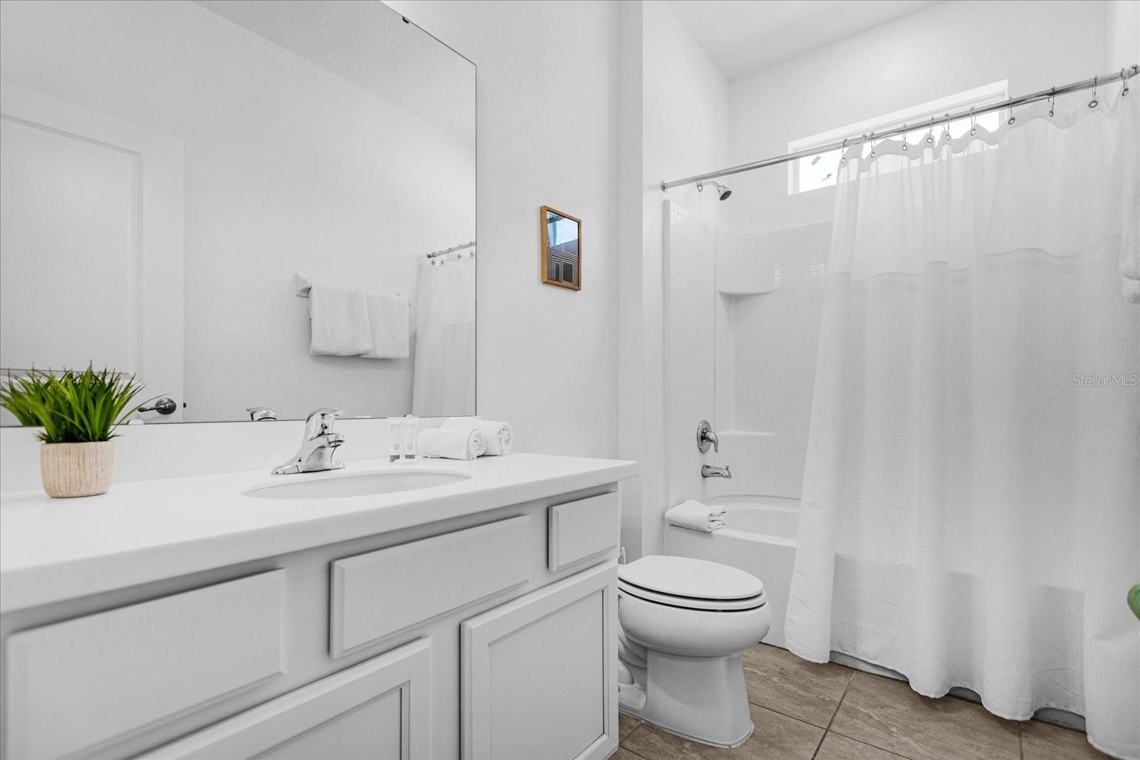 Image 18 of 52 For 258 Marcello Boulevard