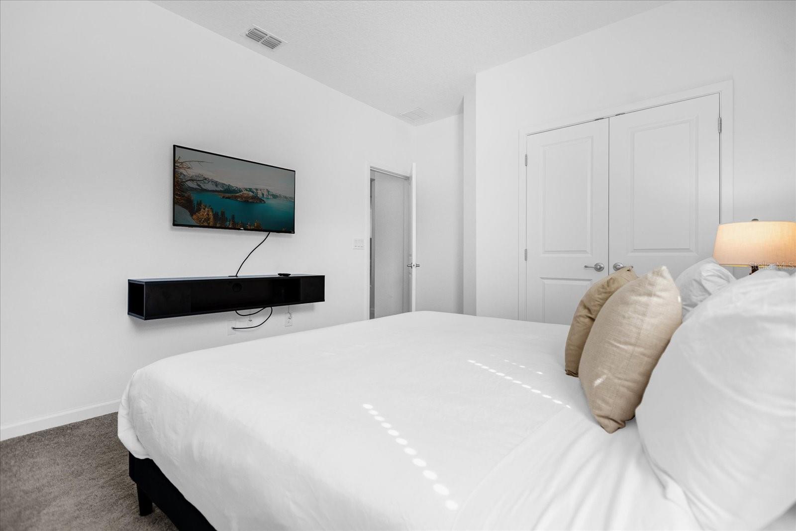 Image 27 of 52 For 258 Marcello Boulevard