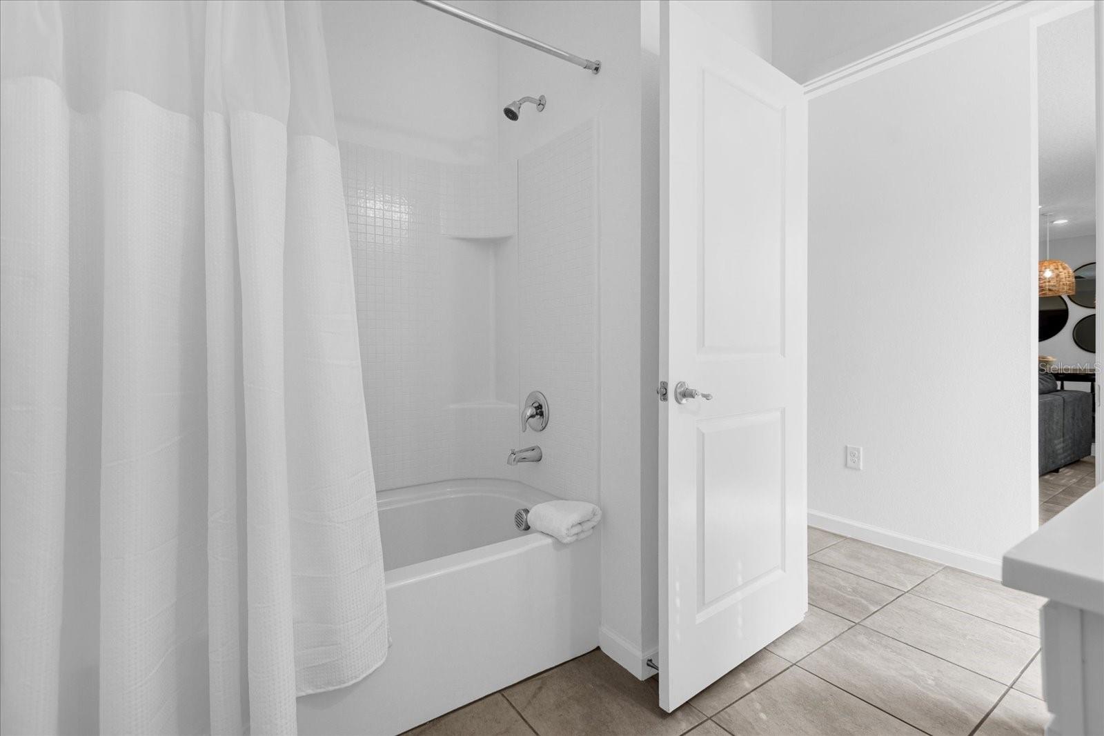 Image 41 of 52 For 258 Marcello Boulevard