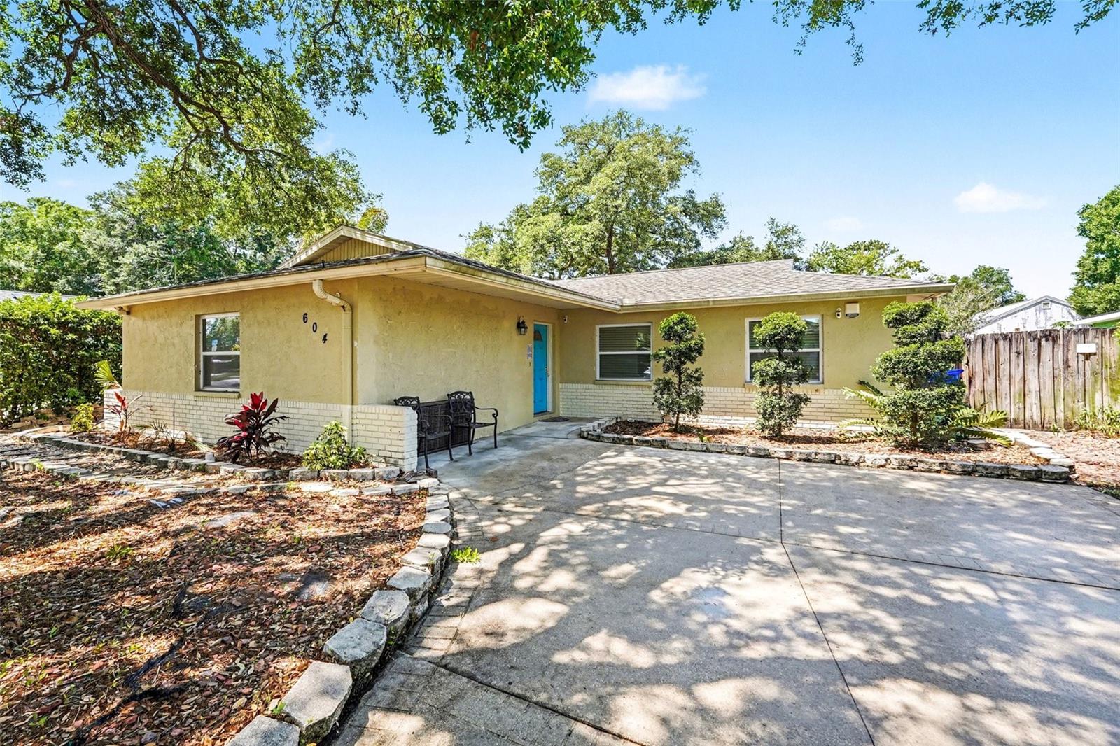 Details for 604 Limetree Drive, OLDSMAR, FL 34677