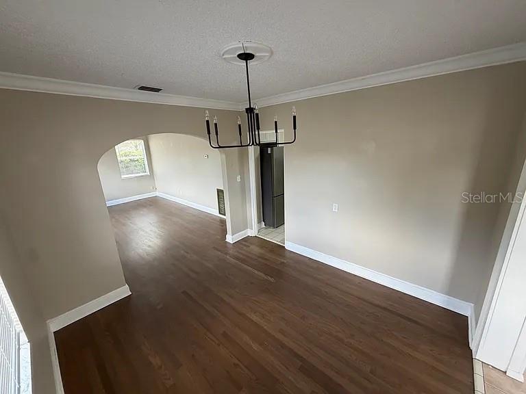 Image 3 of 11 For 1931 Staunton Avenue