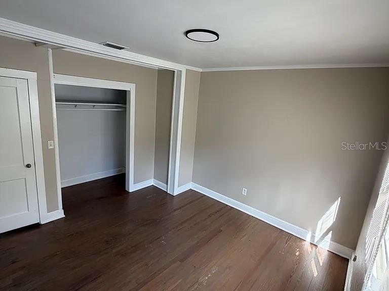 Image 8 of 11 For 1931 Staunton Avenue