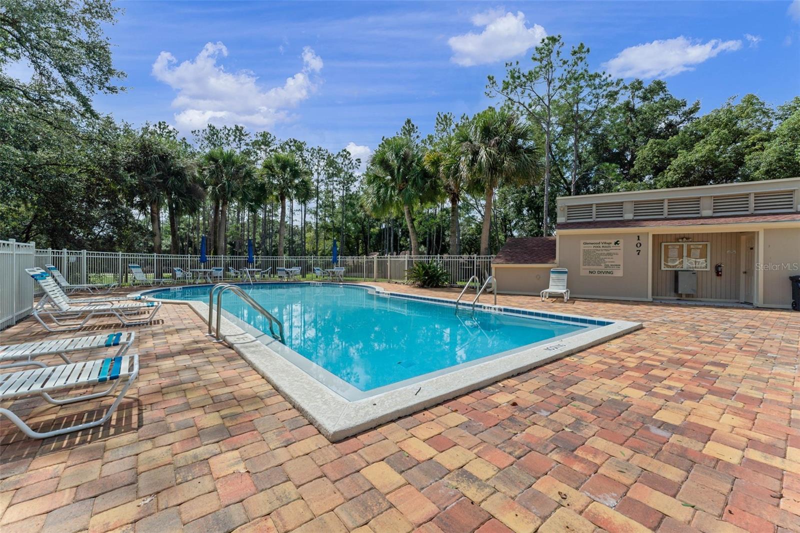 Image 40 of 62 For 106 Hidden Oak Drive