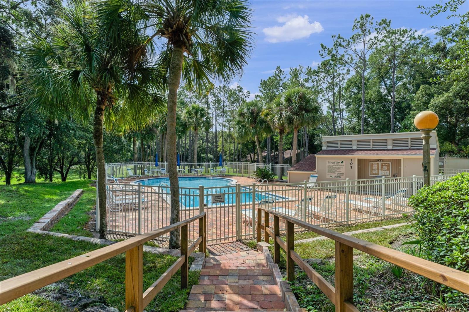 Image 41 of 62 For 106 Hidden Oak Drive