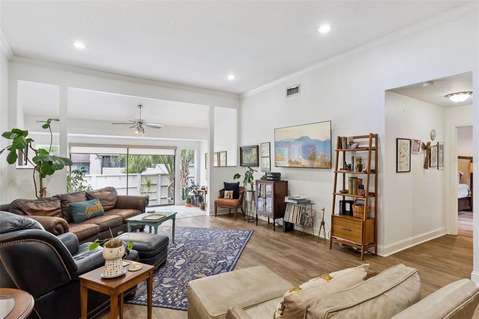 Image 9 of 62 For 106 Hidden Oak Drive