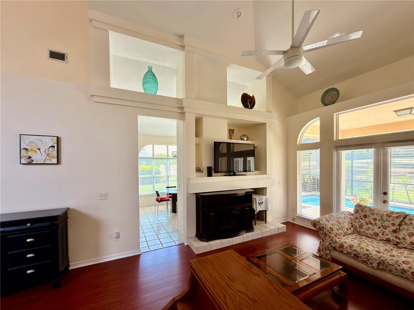 Image 10 of 70 For 494 Mile Post Court