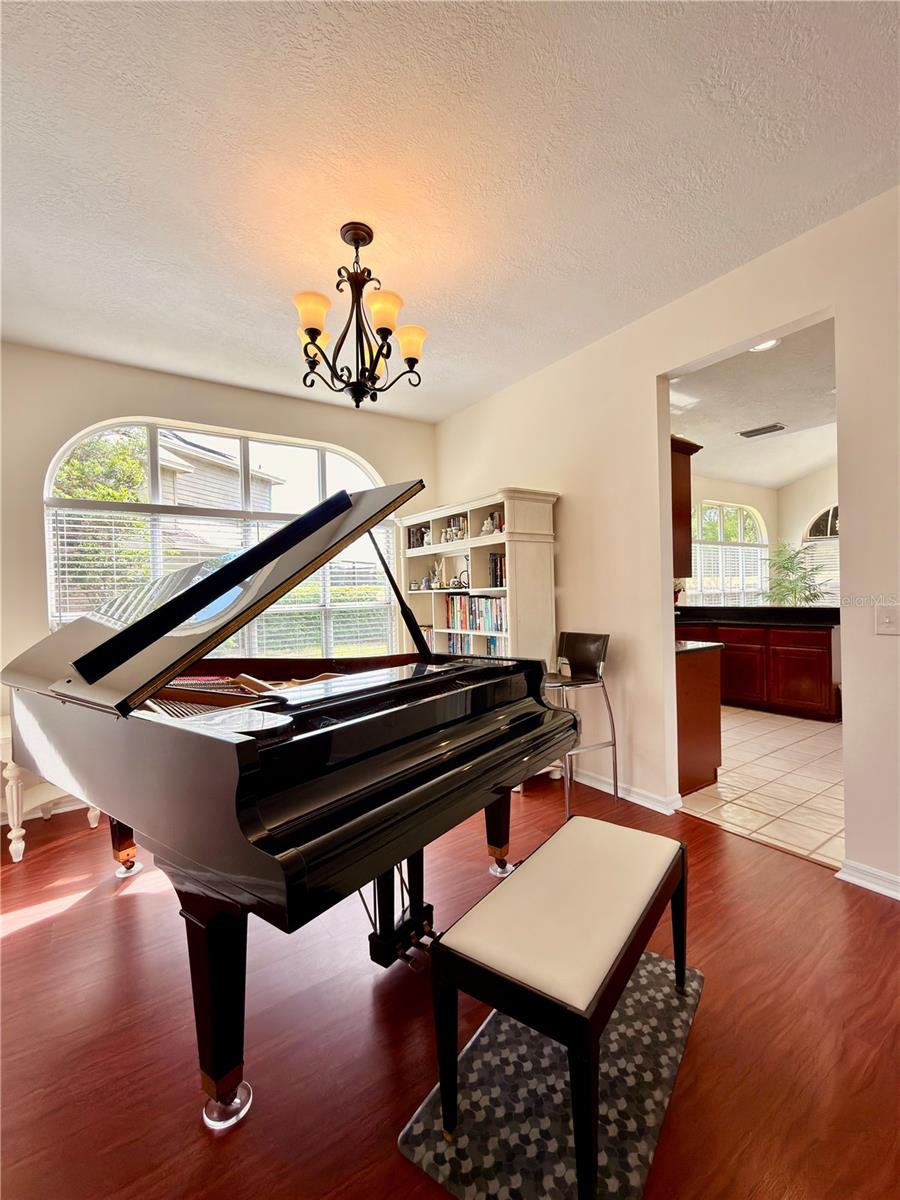 Image 14 of 70 For 494 Mile Post Court