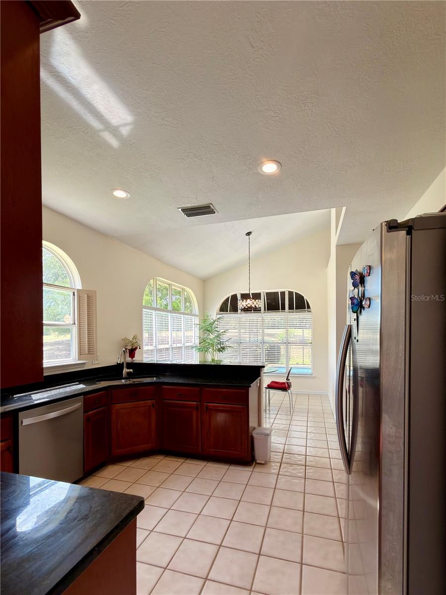 Image 15 of 70 For 494 Mile Post Court