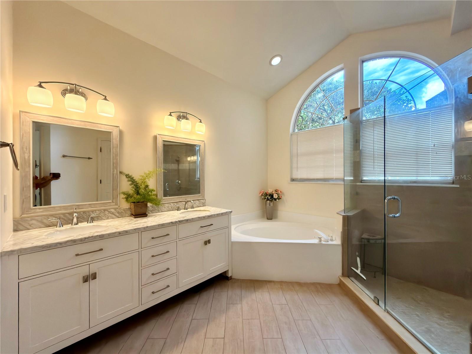 Image 29 of 70 For 494 Mile Post Court