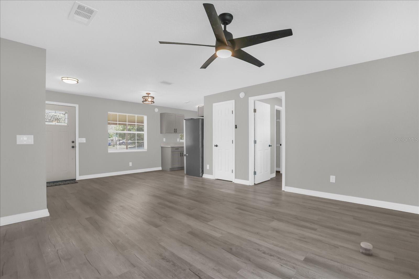 Image 7 of 29 For 313 Salina Drive