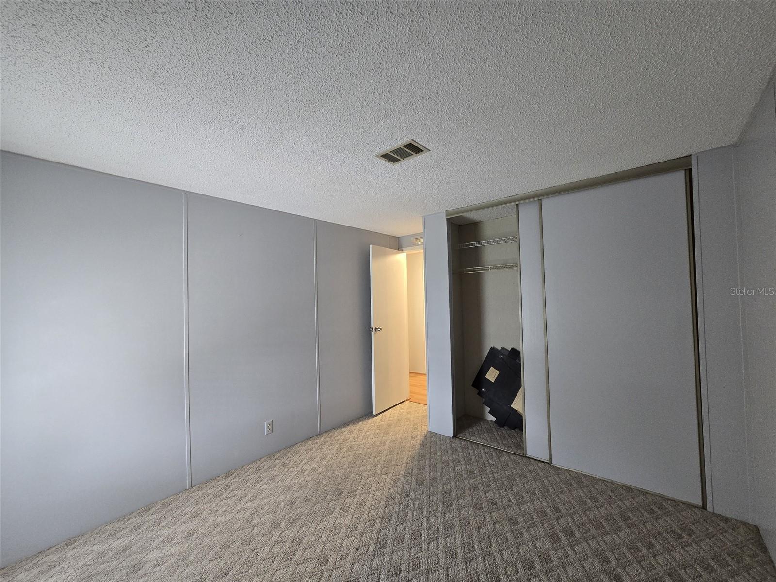 Image 18 of 29 For 4122 Greenbluff Road 821