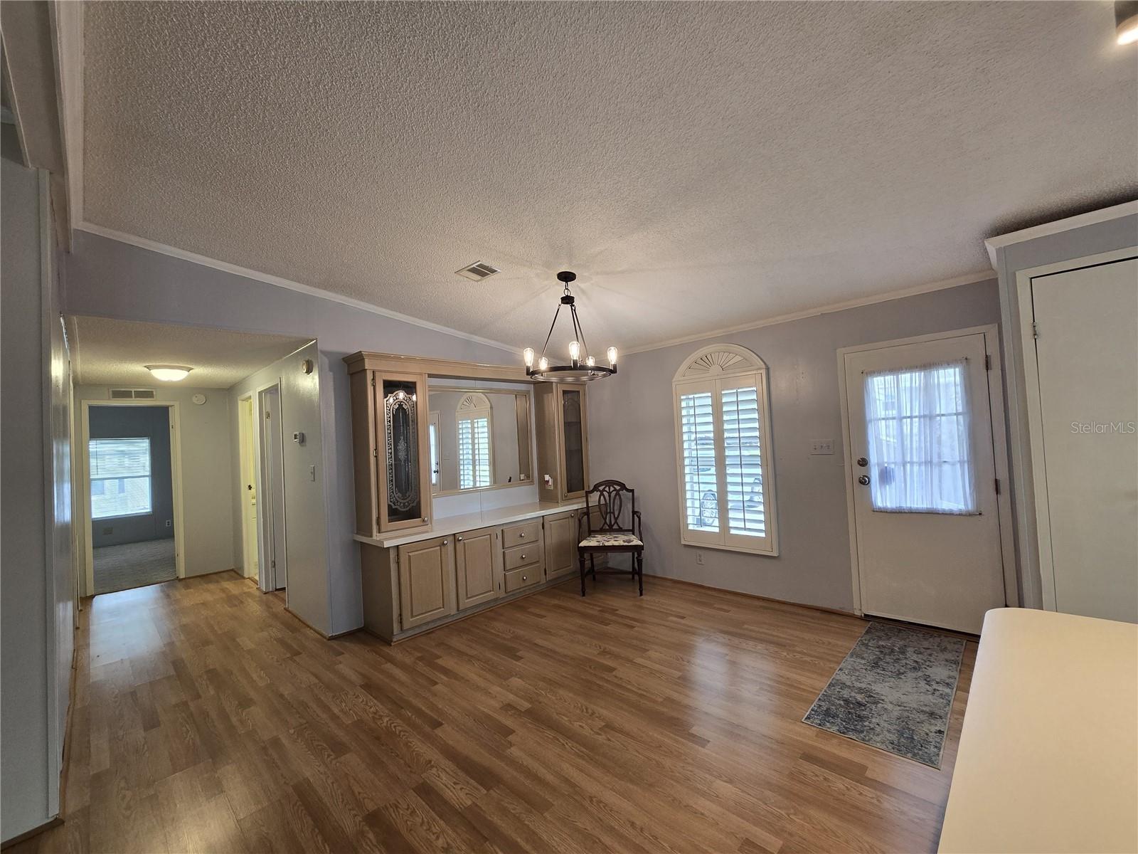 Image 21 of 29 For 4122 Greenbluff Road 821