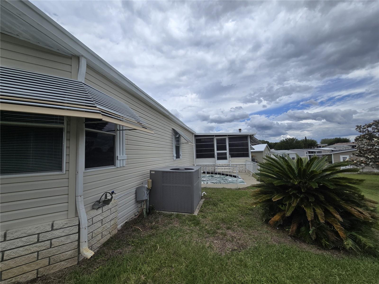 Image 4 of 29 For 4122 Greenbluff Road 821