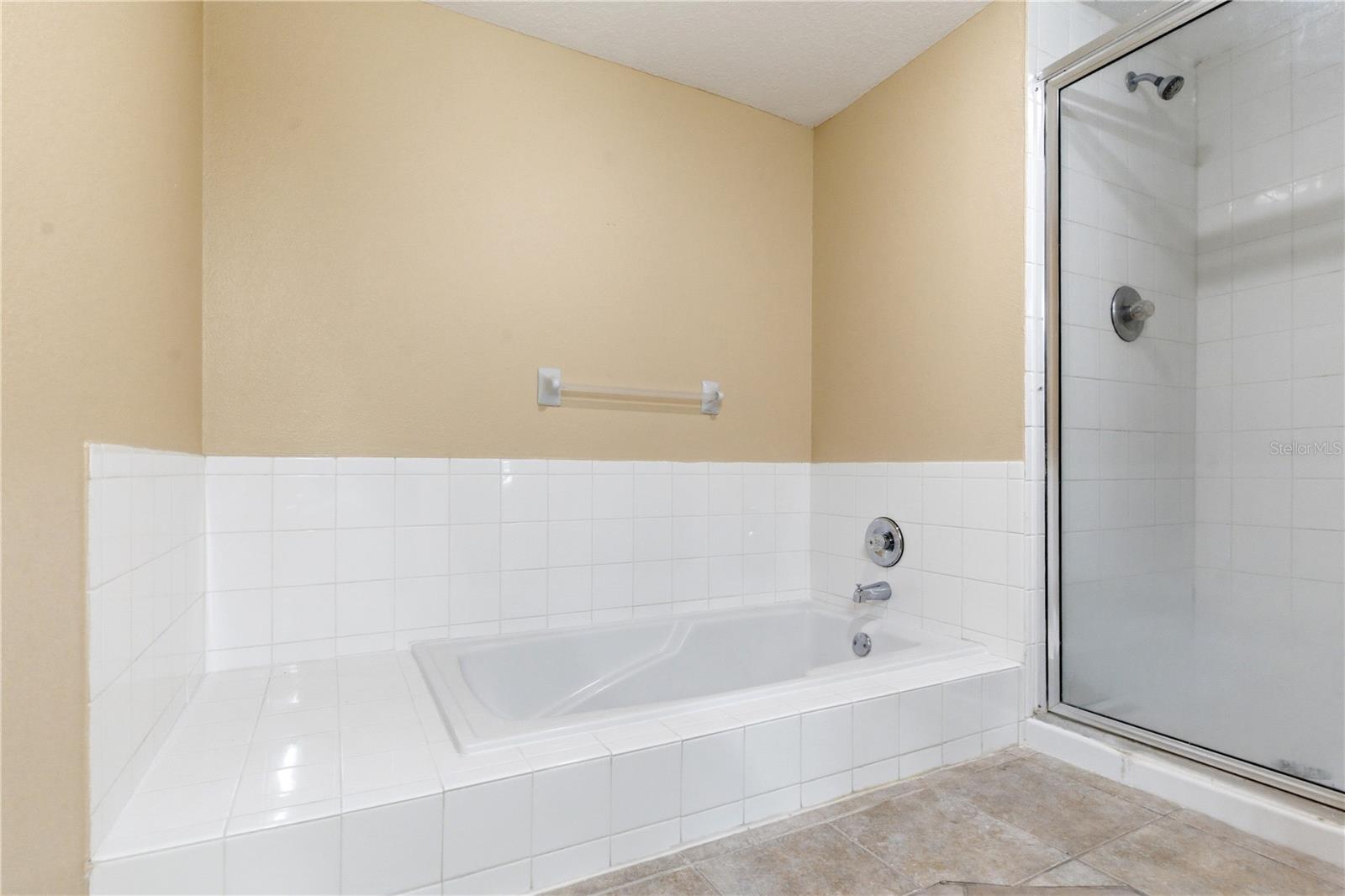 Image 18 of 23 For 623 Coconut Palm Way 0