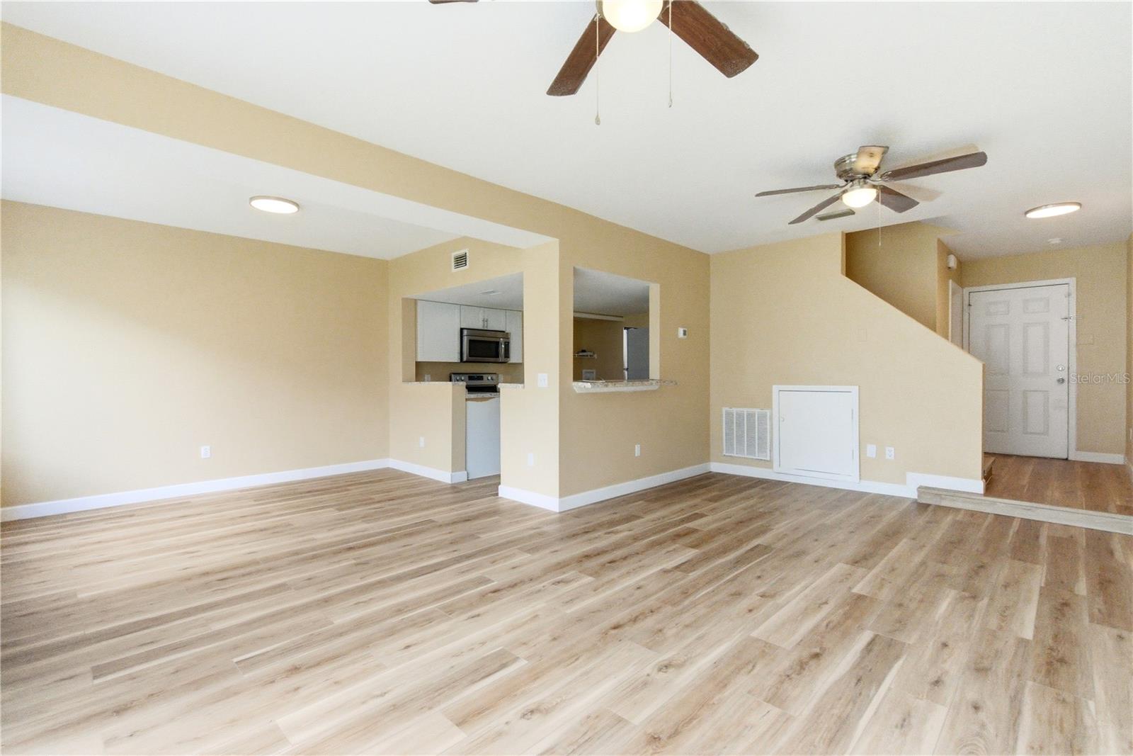 Image 4 of 23 For 623 Coconut Palm Way 0