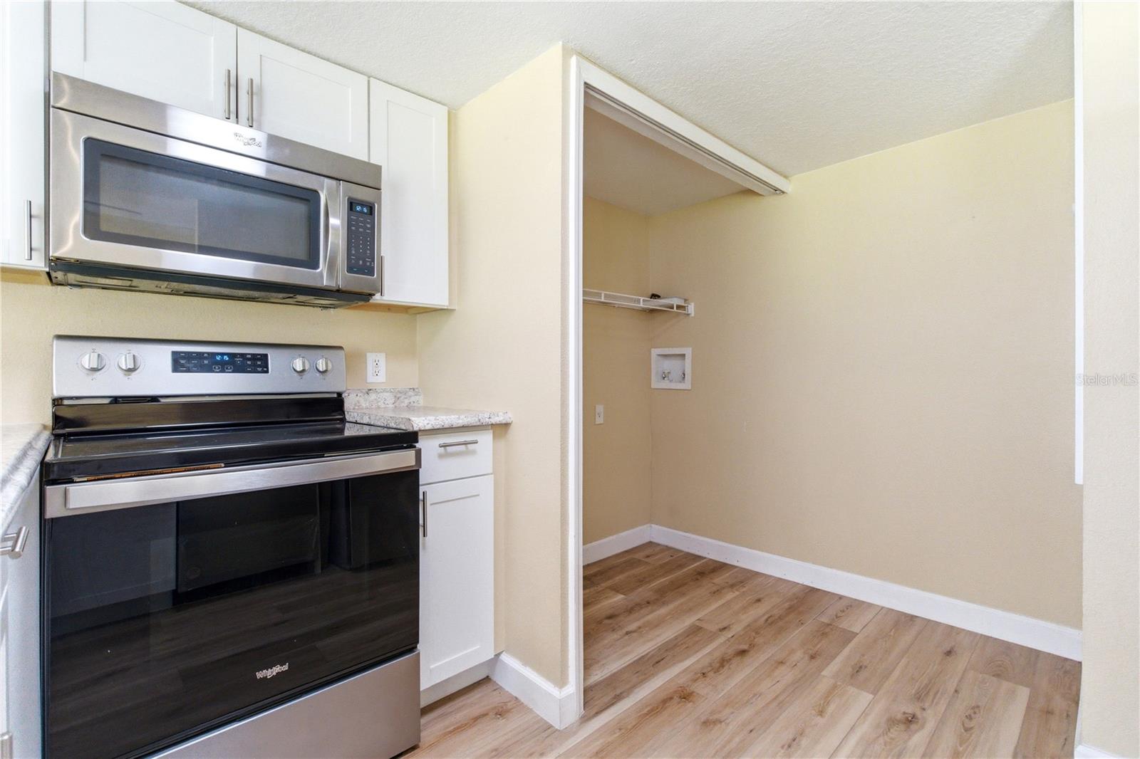 Image 7 of 23 For 623 Coconut Palm Way 0