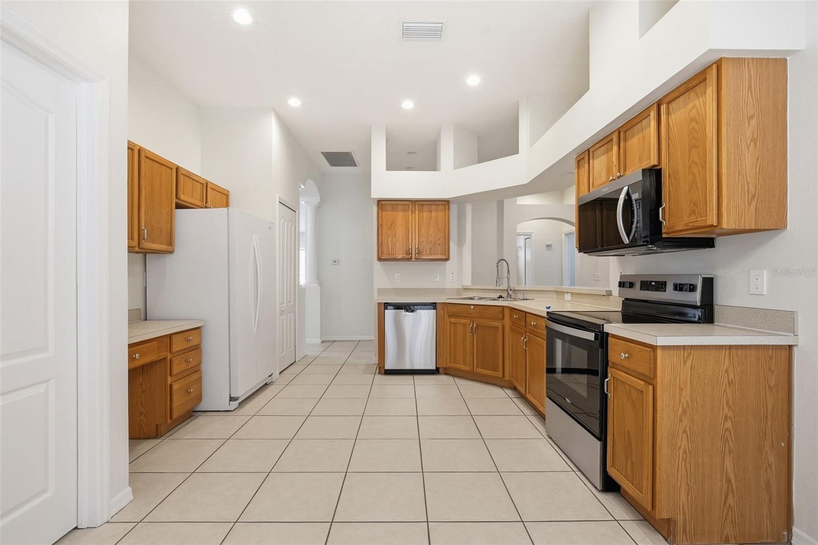 Image 19 of 43 For 15511 Montilla Loop