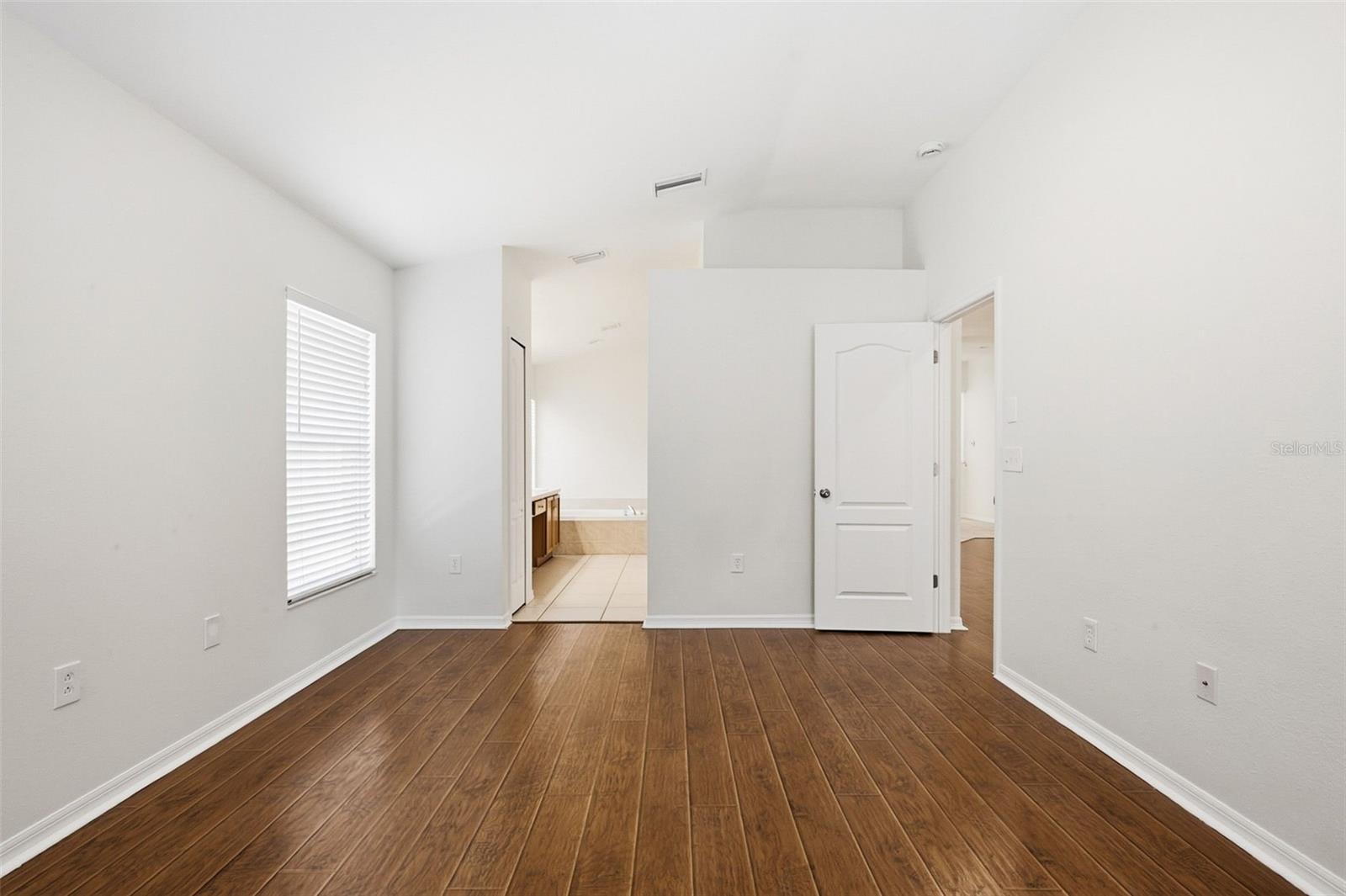 Image 24 of 43 For 15511 Montilla Loop