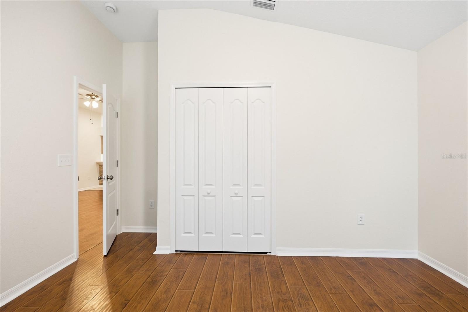 Image 32 of 43 For 15511 Montilla Loop