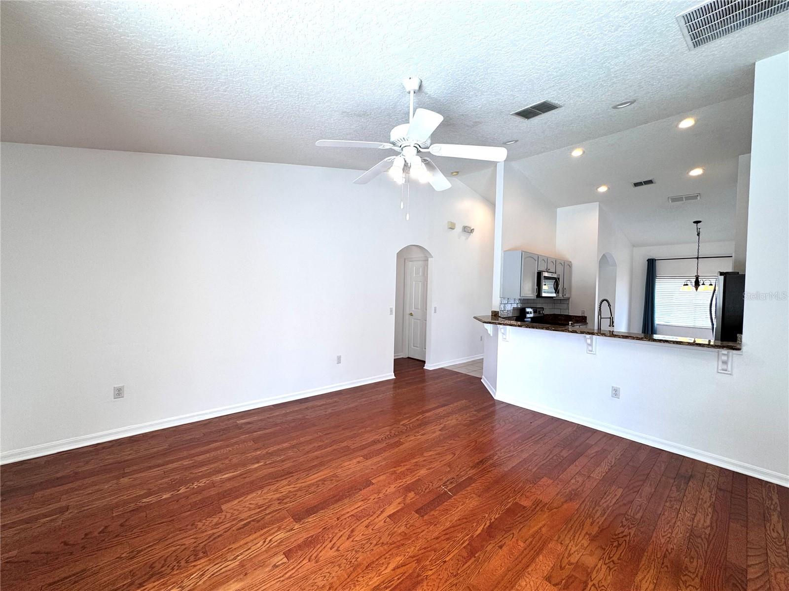 Image 4 of 25 For 205 Paradise Woods Place