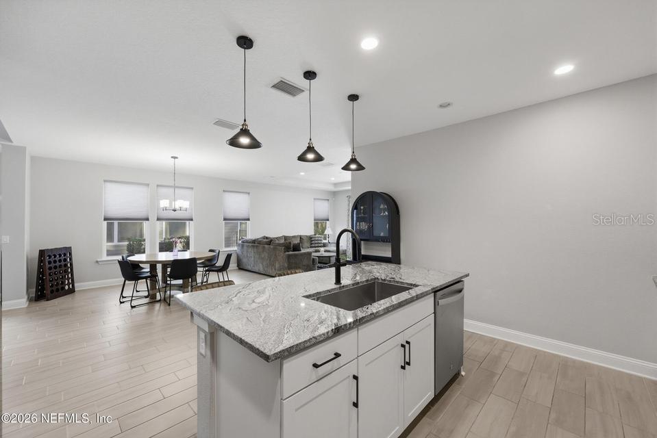 Image 11 of 58 For 10023 Filament Boulevard