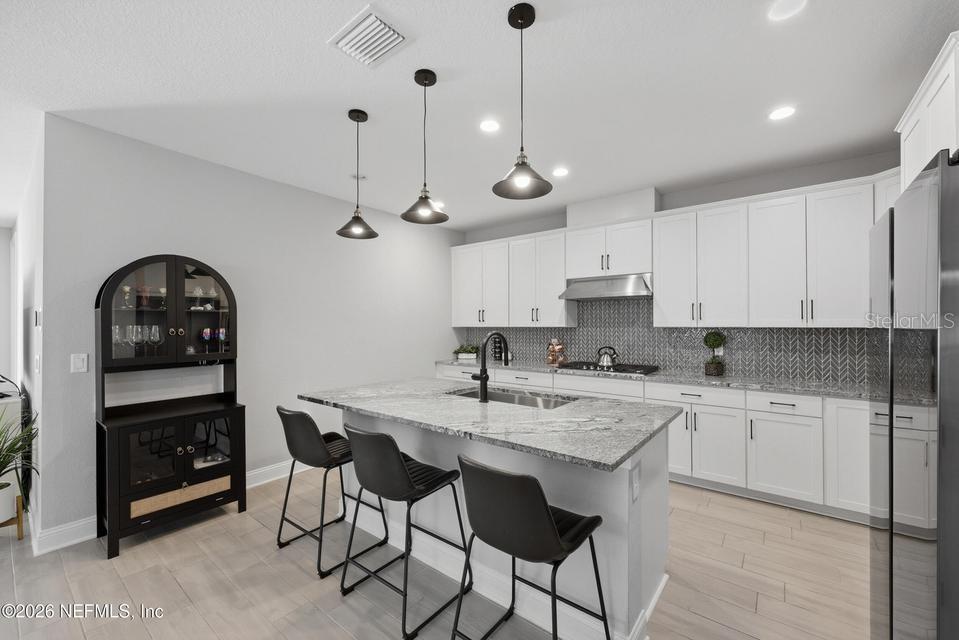 Image 12 of 58 For 10023 Filament Boulevard