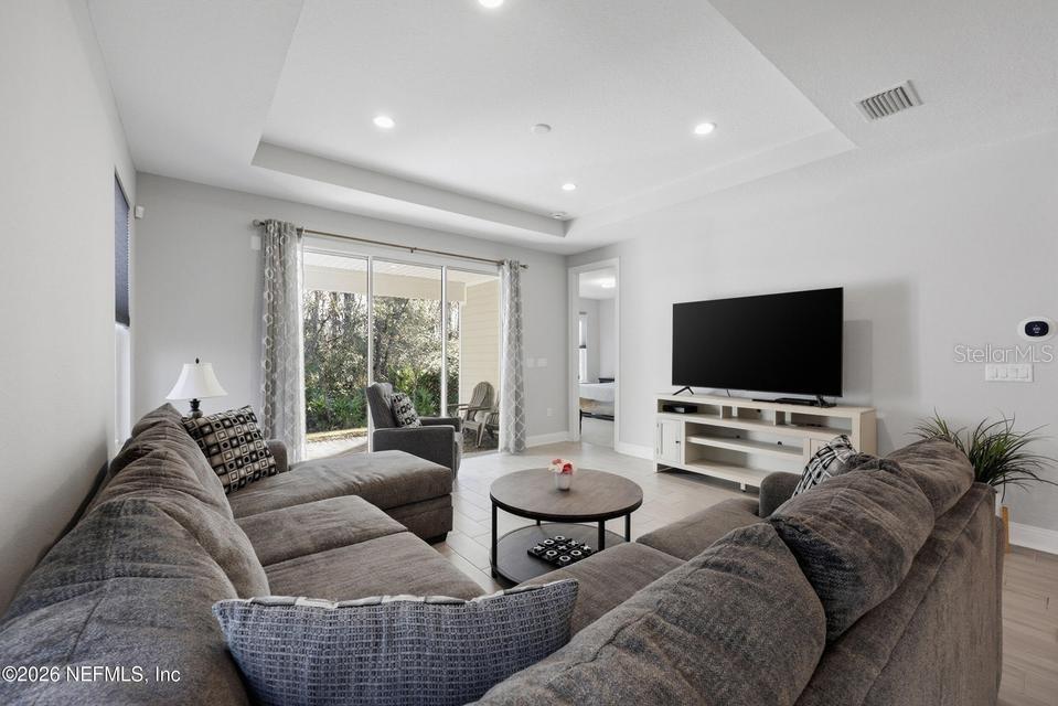 Image 18 of 58 For 10023 Filament Boulevard