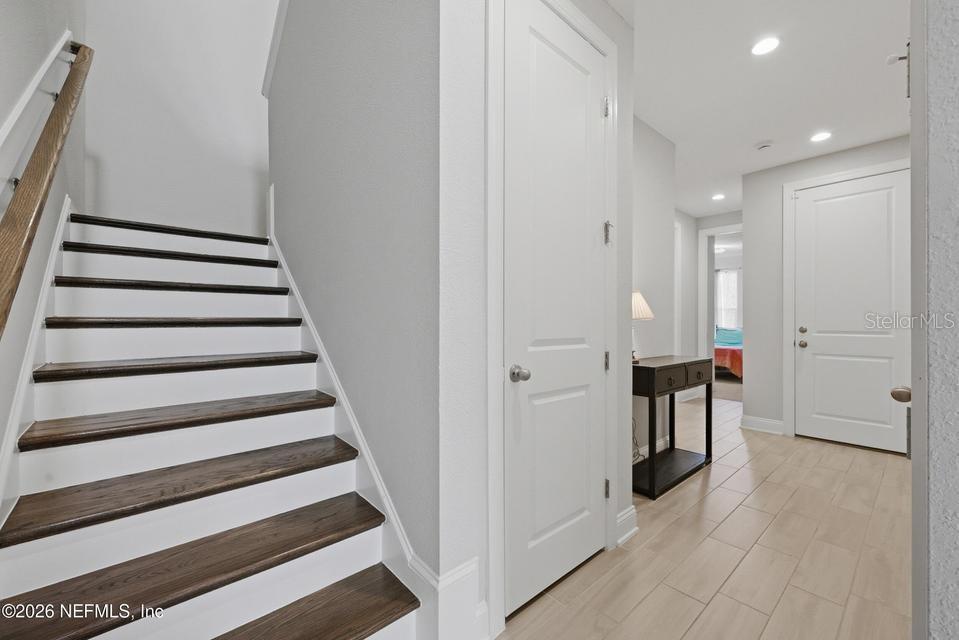 Image 24 of 58 For 10023 Filament Boulevard