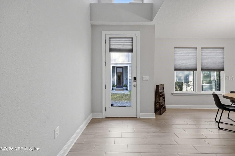 Image 3 of 58 For 10023 Filament Boulevard