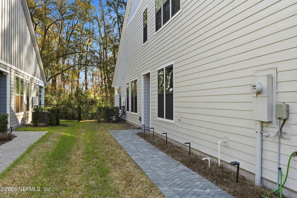 Image 39 of 58 For 10023 Filament Boulevard