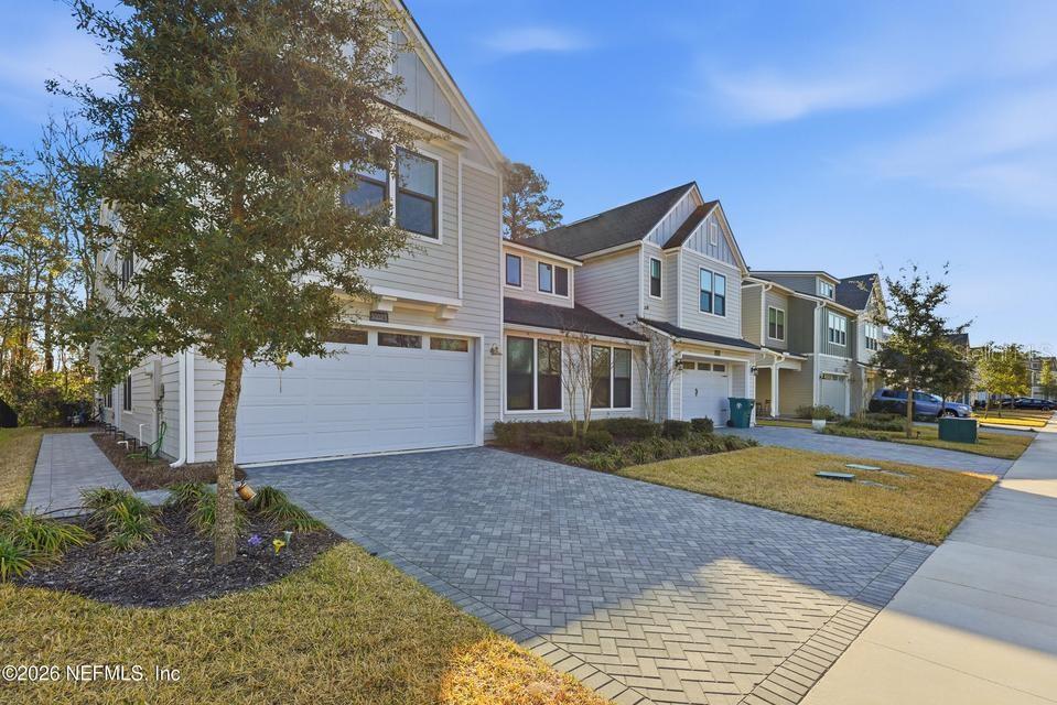 Image 43 of 58 For 10023 Filament Boulevard