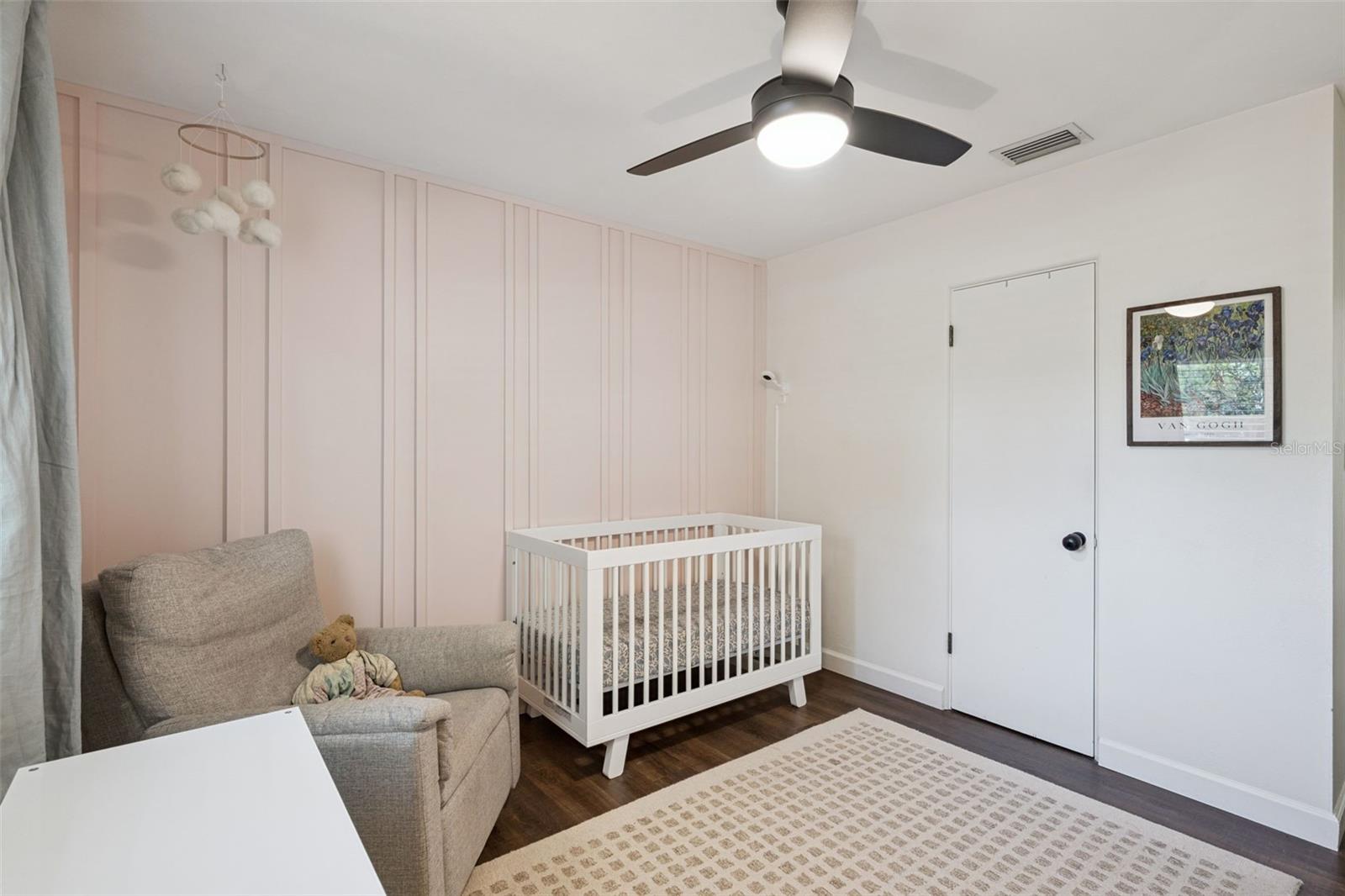 Image 19 of 35 For 1215 Ridgecrest Rd Road