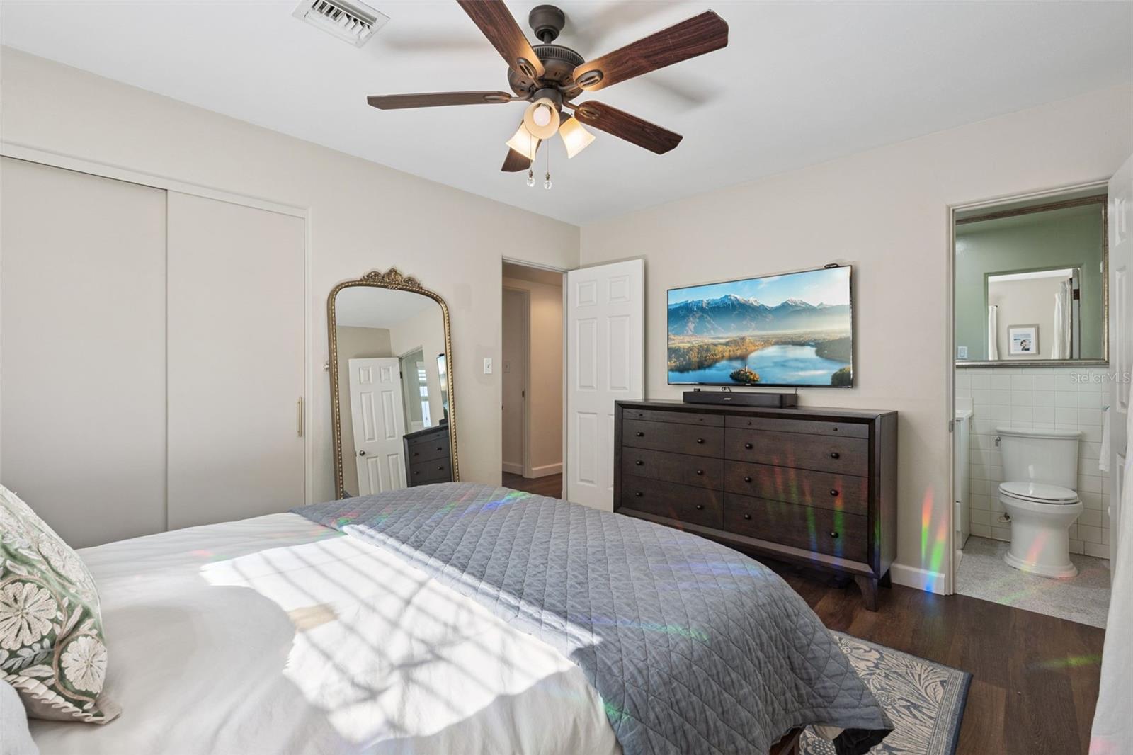 Image 8 of 35 For 1215 Ridgecrest Rd Road