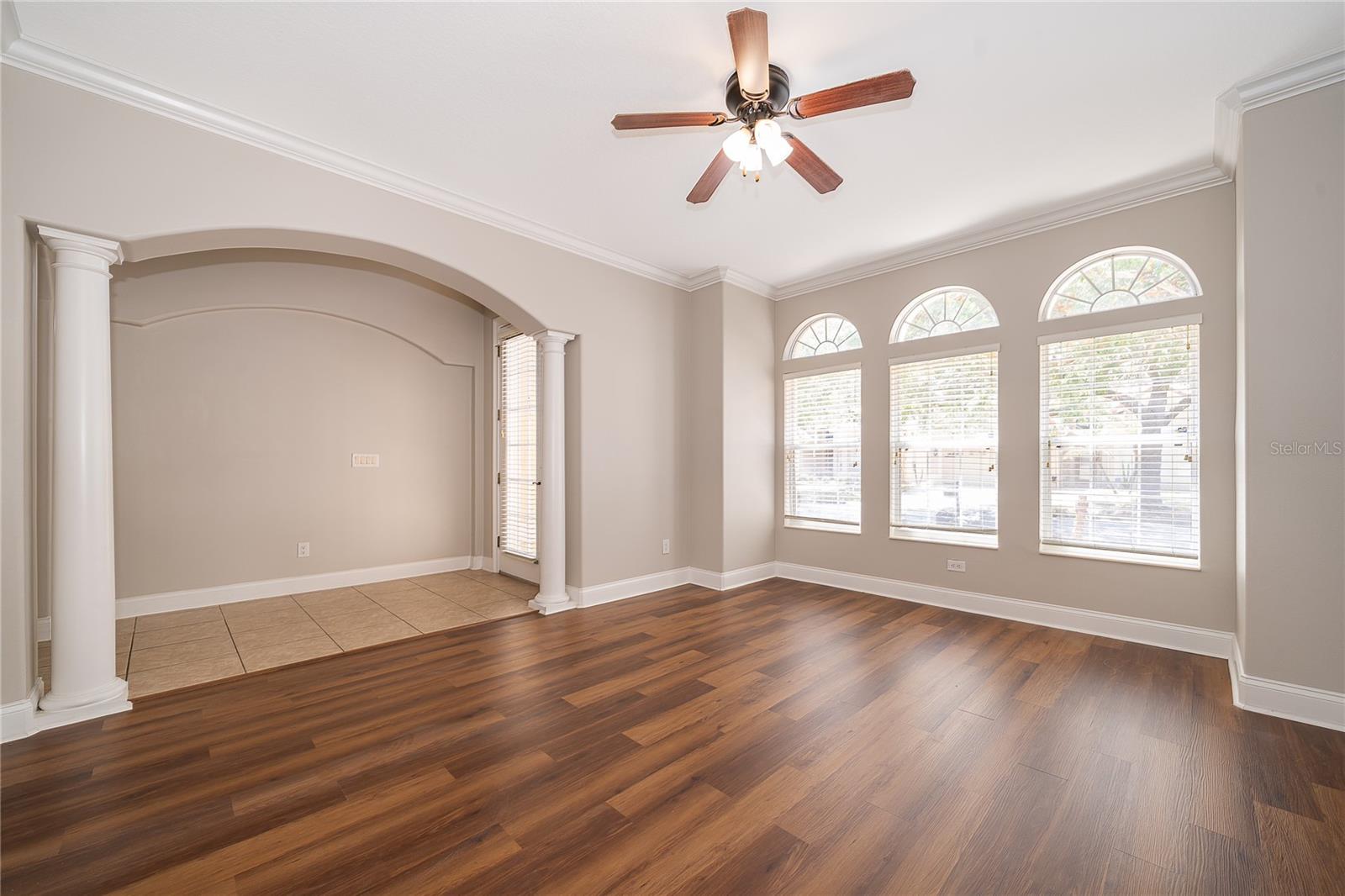 Image 11 of 40 For 6825 Dolce Street