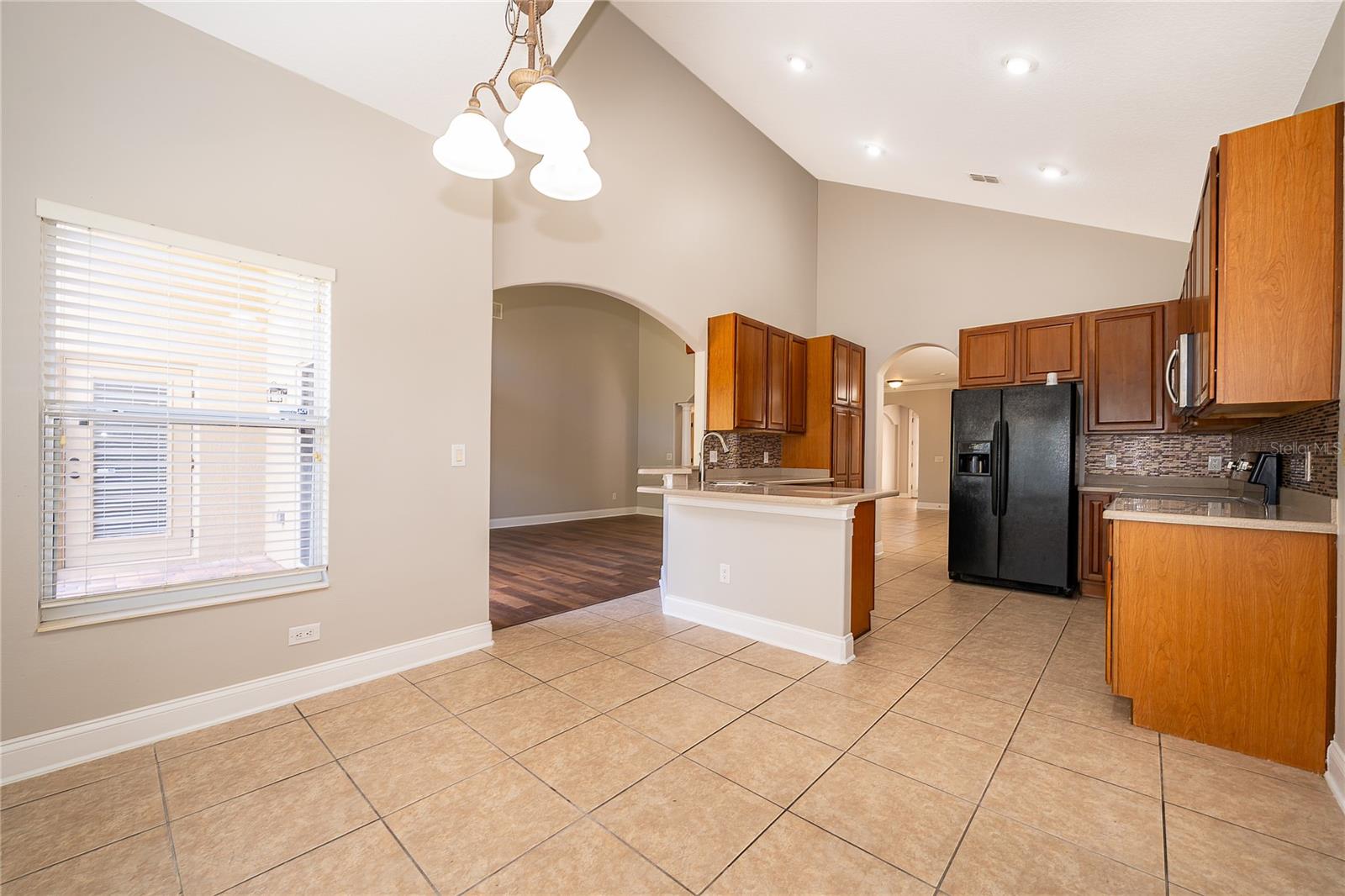 Image 18 of 40 For 6825 Dolce Street