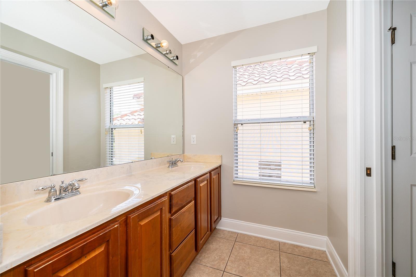 Image 36 of 40 For 6825 Dolce Street