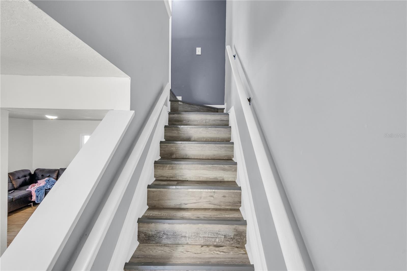 Image 16 of 32 For 477 Green Spring Circle