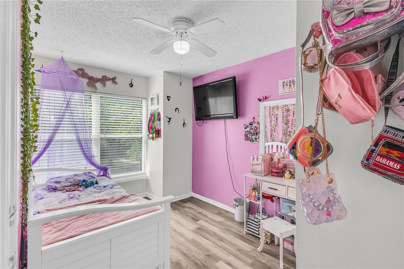 Image 24 of 32 For 477 Green Spring Circle