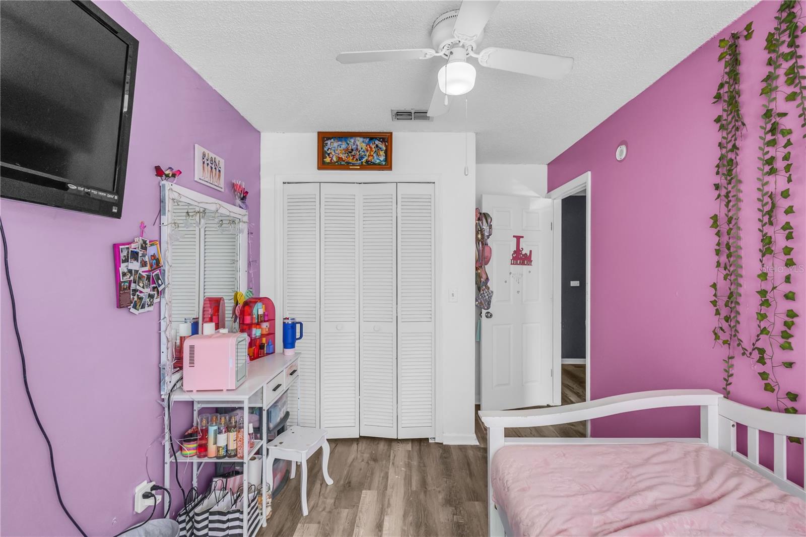 Image 26 of 32 For 477 Green Spring Circle