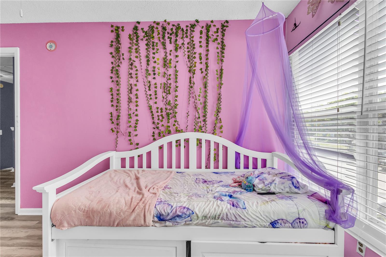 Image 27 of 32 For 477 Green Spring Circle