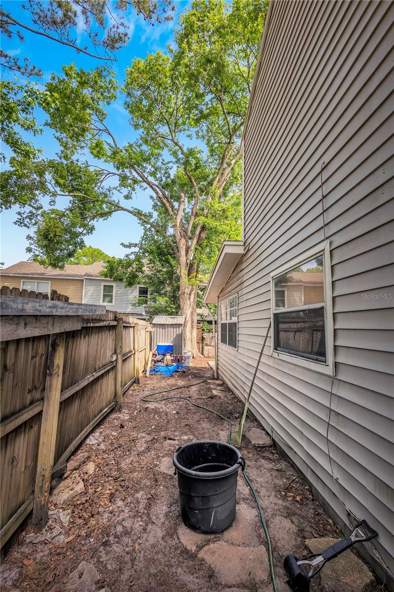 Image 28 of 32 For 477 Green Spring Circle