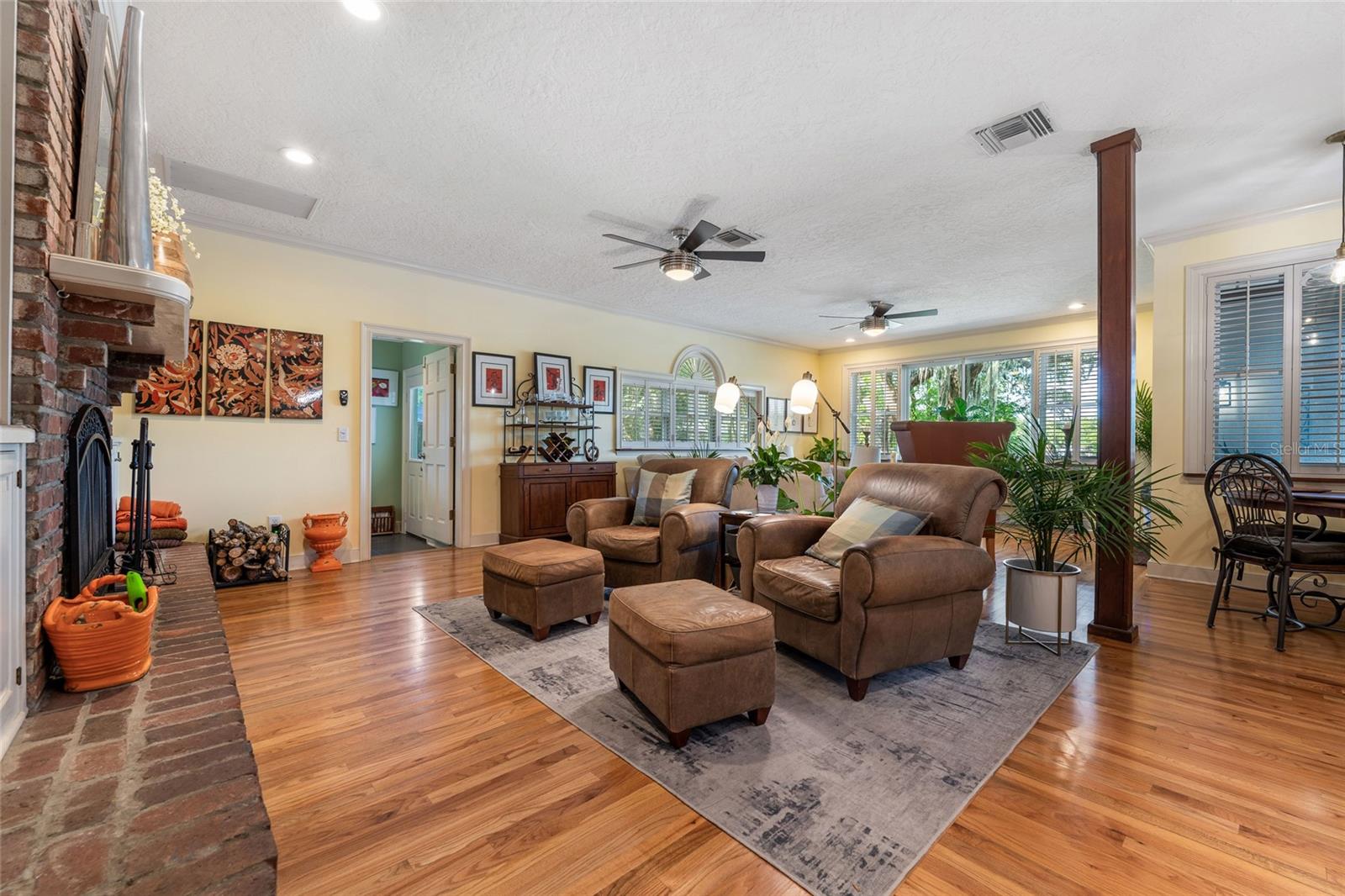 Image 14 of 46 For 4200 Inwood Landing Drive