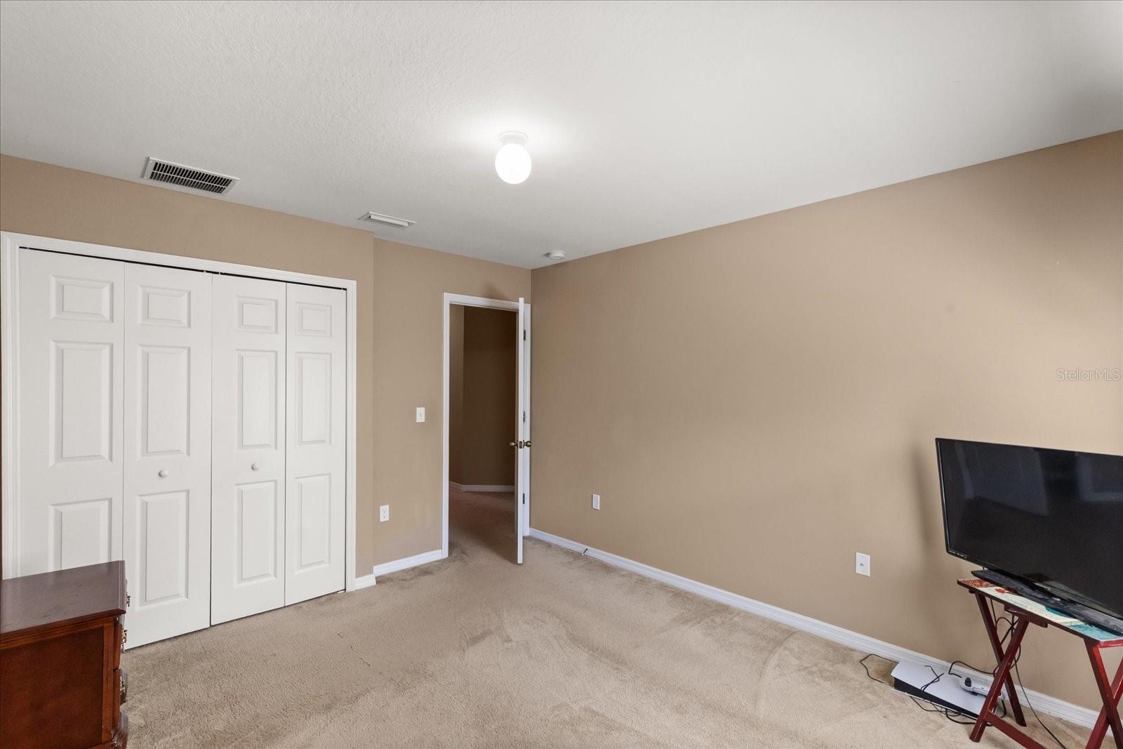 Image 17 of 35 For 2721 Walden Woods Drive