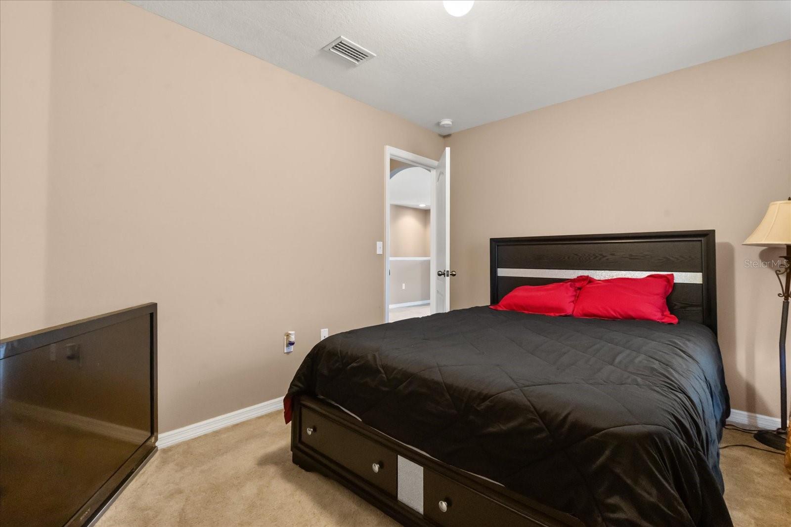 Image 20 of 35 For 2721 Walden Woods Drive