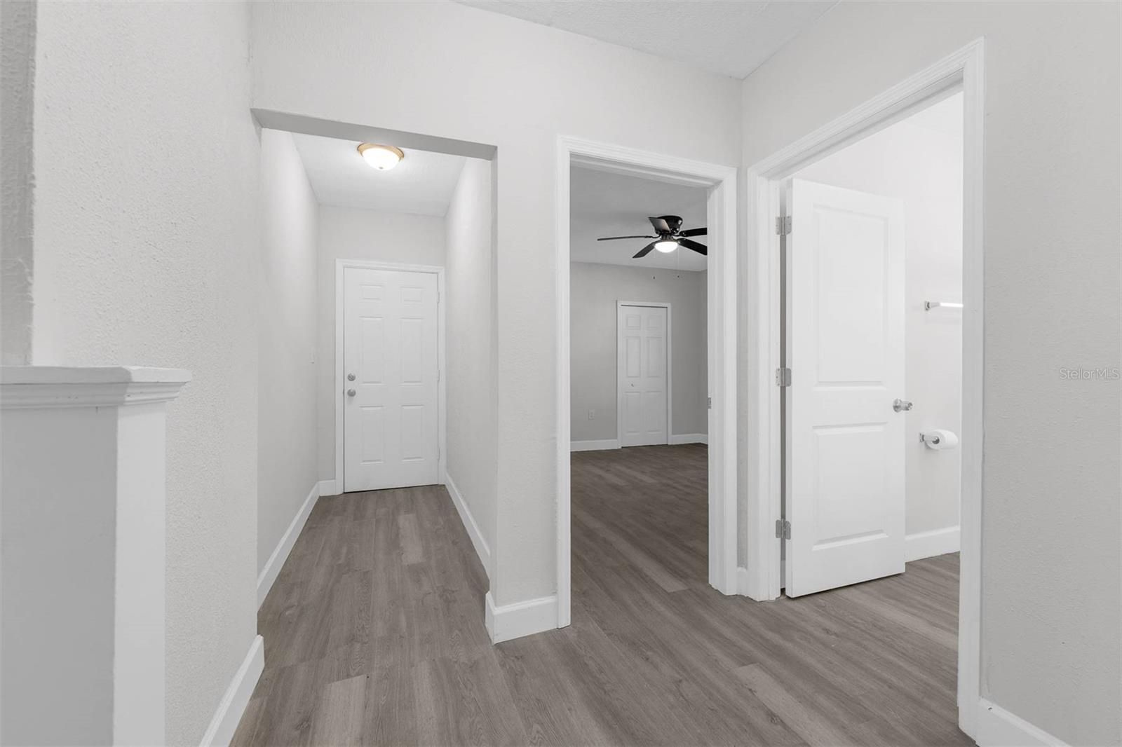 Image 20 of 41 For 550 Ridgewood Avenue