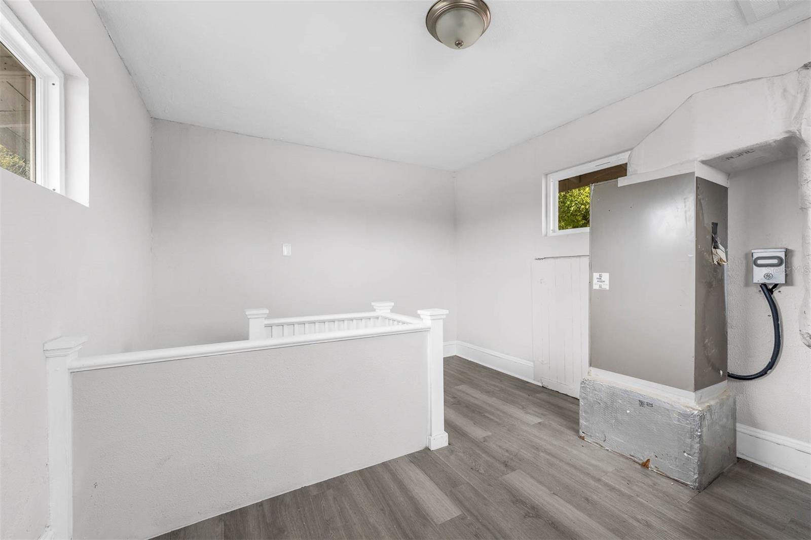 Image 36 of 41 For 550 Ridgewood Avenue
