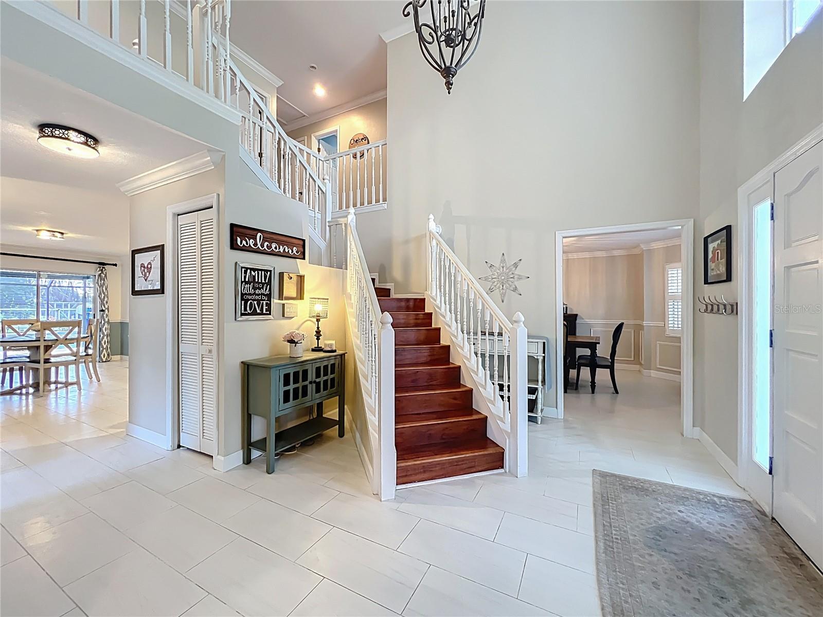 Image 12 of 100 For 839 Deerwood Avenue